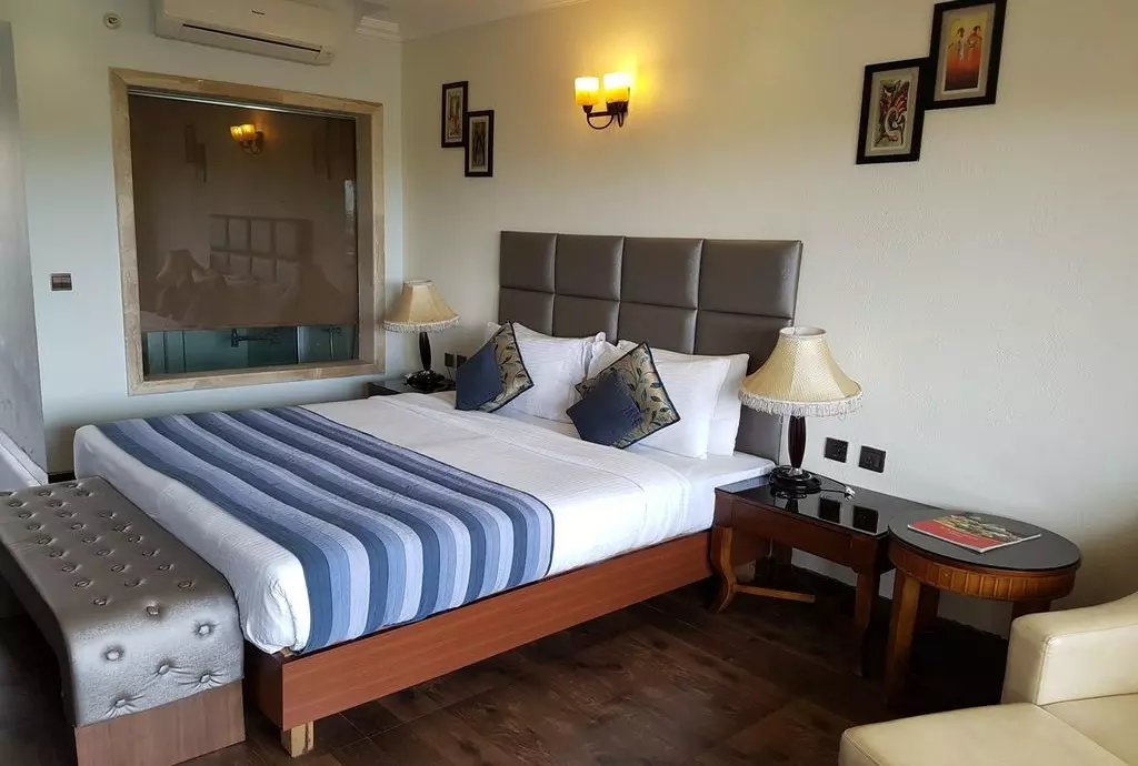 hotel resort de alturas goa_shabavizparvaz_18.jpg